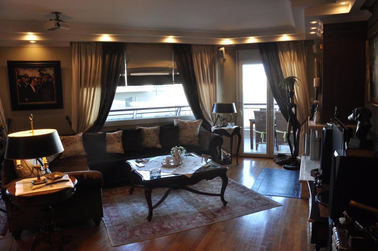Classic Apartment With Beautiful View カストリア エクステリア 写真